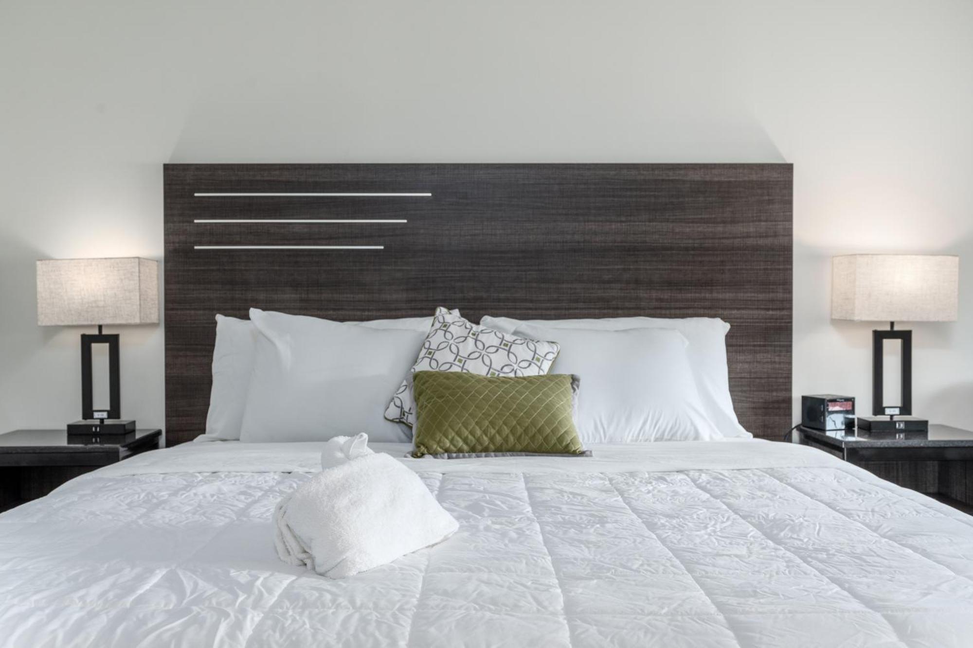 Crewe Boutique Inn Екстериор снимка